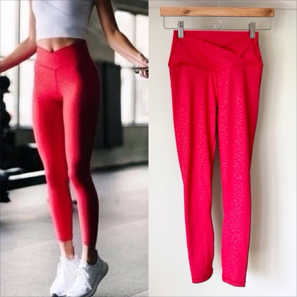 Zyia Red Leopard Scrunchy What Light n Tight Leggings